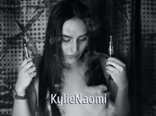 KylieNaomi Cigare à moustache
