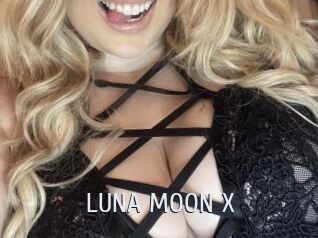 LUNA_MOON_X Cigare à moustache