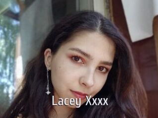 Lacey_Xxxx Cigare à moustache