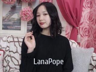 LanaPope Cigare à moustache