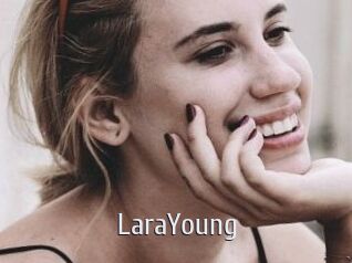 LaraYoung Cigare à moustache