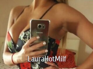 LauraHotMilf Cigare à moustache