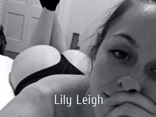 Lily_Leigh Cigare à moustache
