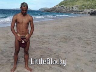 LittleBlacky Cigare à moustache