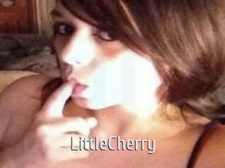 Little_Cherry Cigare à moustache
