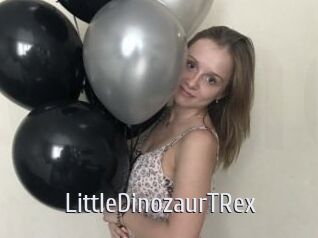 LittleDinozaurTRex Cigare à moustache
