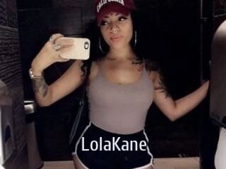 Lola_Kane Cigare à moustache