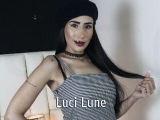 Luci_Lune Cigare à moustache