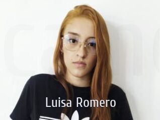 Luisa_Romero Cigare à moustache
