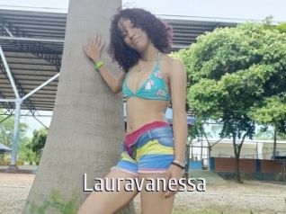 lauravanessa Cigare à moustache
