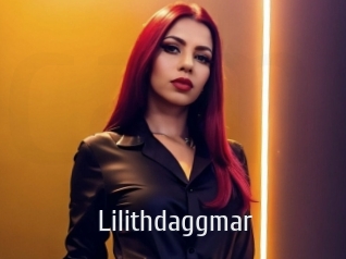 lilithdaggmar Cigare à moustache