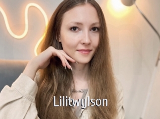 lilitwylson Cigare à moustache