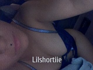 lilshortiie Cigare à moustache