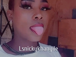 lsnickykhanyile Cigare à moustache