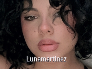 lunamartinez Cigare à moustache