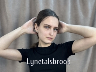 lynetalsbrook Cigare à moustache