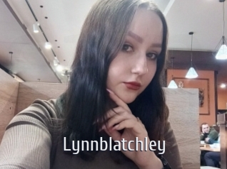 lynnblatchley Cigare à moustache