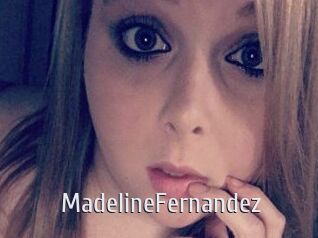Madeline_Fernandez Cigare à moustache