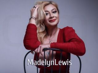 MadelynLewis Cigare à moustache