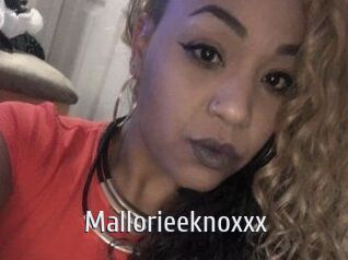 Mallorieeknoxxx Cigare à moustache
