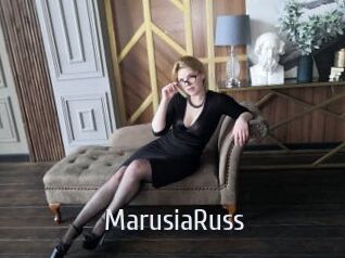 MarusiaRuss Cigare à moustache