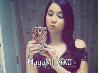 MayaMillerXO Cigare à moustache