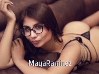 MayaRamirez Cigare à moustache