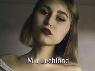 Mia_Leeblond