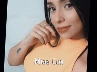 Miaa_Cox Cigare à moustache