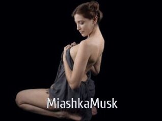 MiashkaMusk
