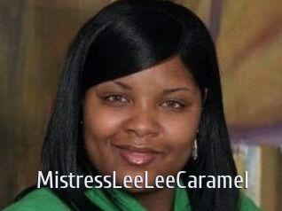 MistressLeeLeeCaramel Cigare à moustache