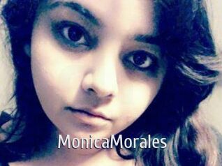Monica_Morales Cigare à moustache
