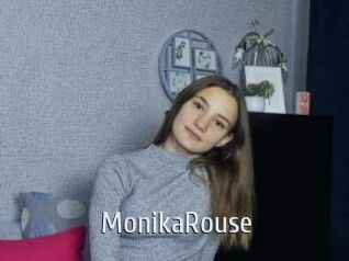 MonikaRouse Cigare à moustache