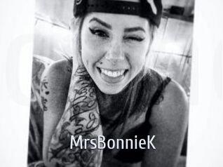 MrsBonnieK Cigare à moustache