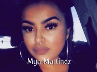 Mya_Martinez Cigare à moustache