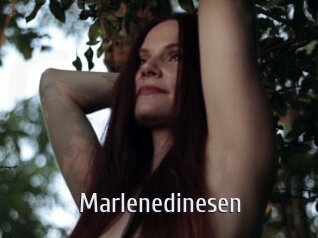 marlenedinesen Cigare à moustache