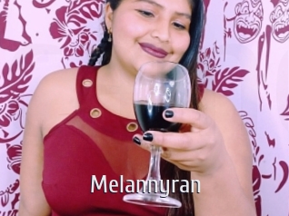 melannyran Cigare à moustache
