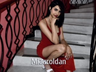 miaaroldan Cigare à moustache
