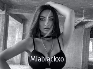 Miablackxo