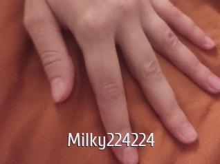milky224224 Cigare à moustache