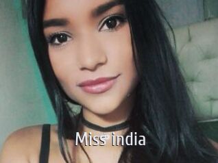miss_india Cigare à moustache