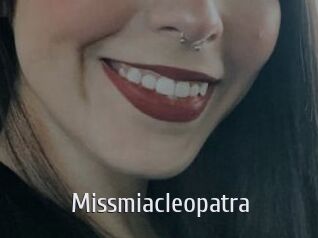 missmiacleopatra Cigare à moustache