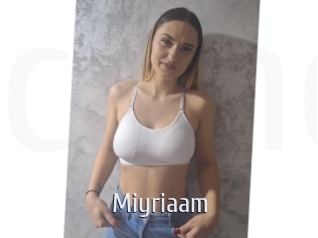 miyriaam Cigare à moustache