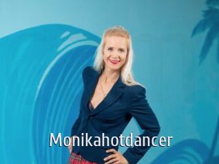 monikahotdancer Cigare à moustache