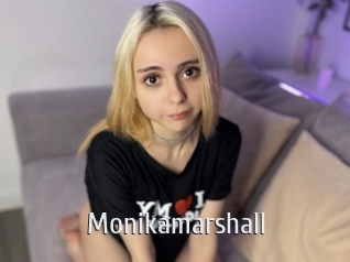 monikamarshall Cigare à moustache
