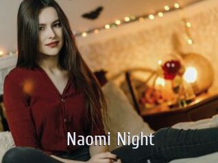 Naomi_Night Cigare à moustache