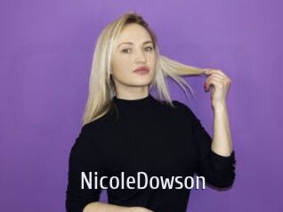 NicoleDowson Cigare à moustache