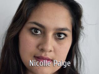 Nicolle_Paige Cigare à moustache