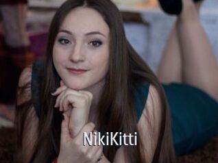 NikiKitti Cigare à moustache