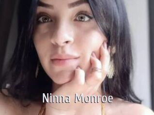 Ninna_Monroe Cigare à moustache